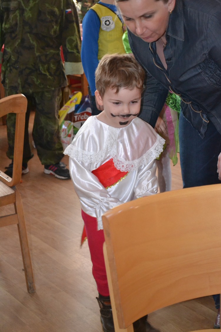 Dětský karneval 2015 (96)